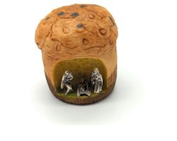 PROTEGGIMI Mini-kribbe van hars, kerststal met de Heilige Familie van metaal, ambachtelijke kerststal, 4 x 7 cm, cadeau-ideeën, kerstdecoratie, Made in Italy (Panettone)