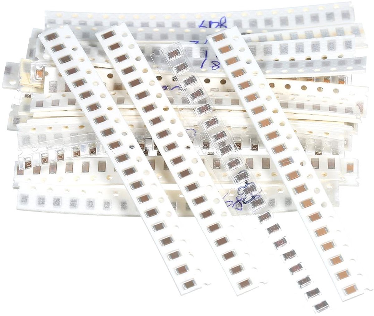 Dailygoods - Assortiment van 720 Chipweerstanden en Condensatoren voor Elektronische Projecten
