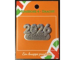 Nijmeegse Vierdaagse Jaarspeld 2026 - Beschermengel Wandelaars Pin – One Step Further - Handwerk - Massief Tin - Uniek cadeau voor Vierdaags lopers!