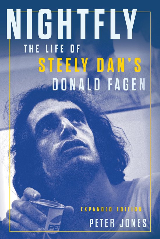 Boekomslag van Nightfly: The Life of Steely Dan's Donald Fagen door Peter Jones. Foto van Donald Fagen.