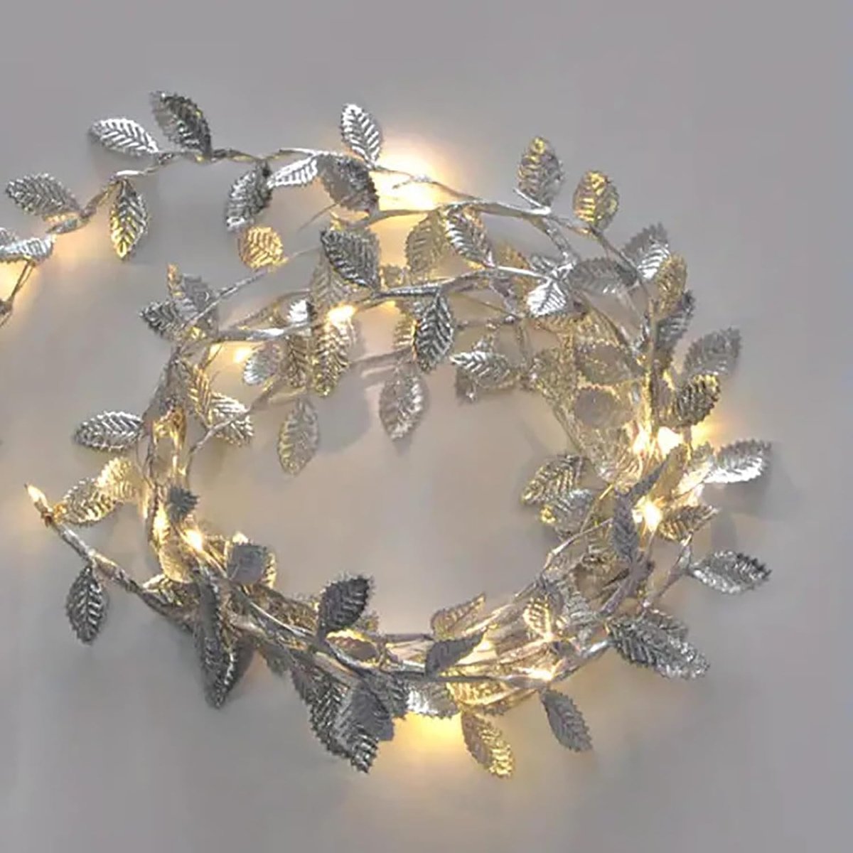 Artificial LED Fairy Lights, Decorative LED Fairy Lights, Battery-Operated Fairy Lights with Leaves and Leaves 10 m - ShopVlot