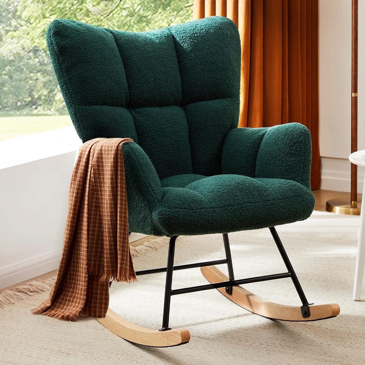 Moderne gestoffeerde schommelstoel voor de kinderkamer of woonkamer – Schommelstoel met hoge rugleuning, gevuld met fleece en een gewatteerde zitting – Gezellige schommelstoel met armleuningen, ideaal om in te lezen – Groen