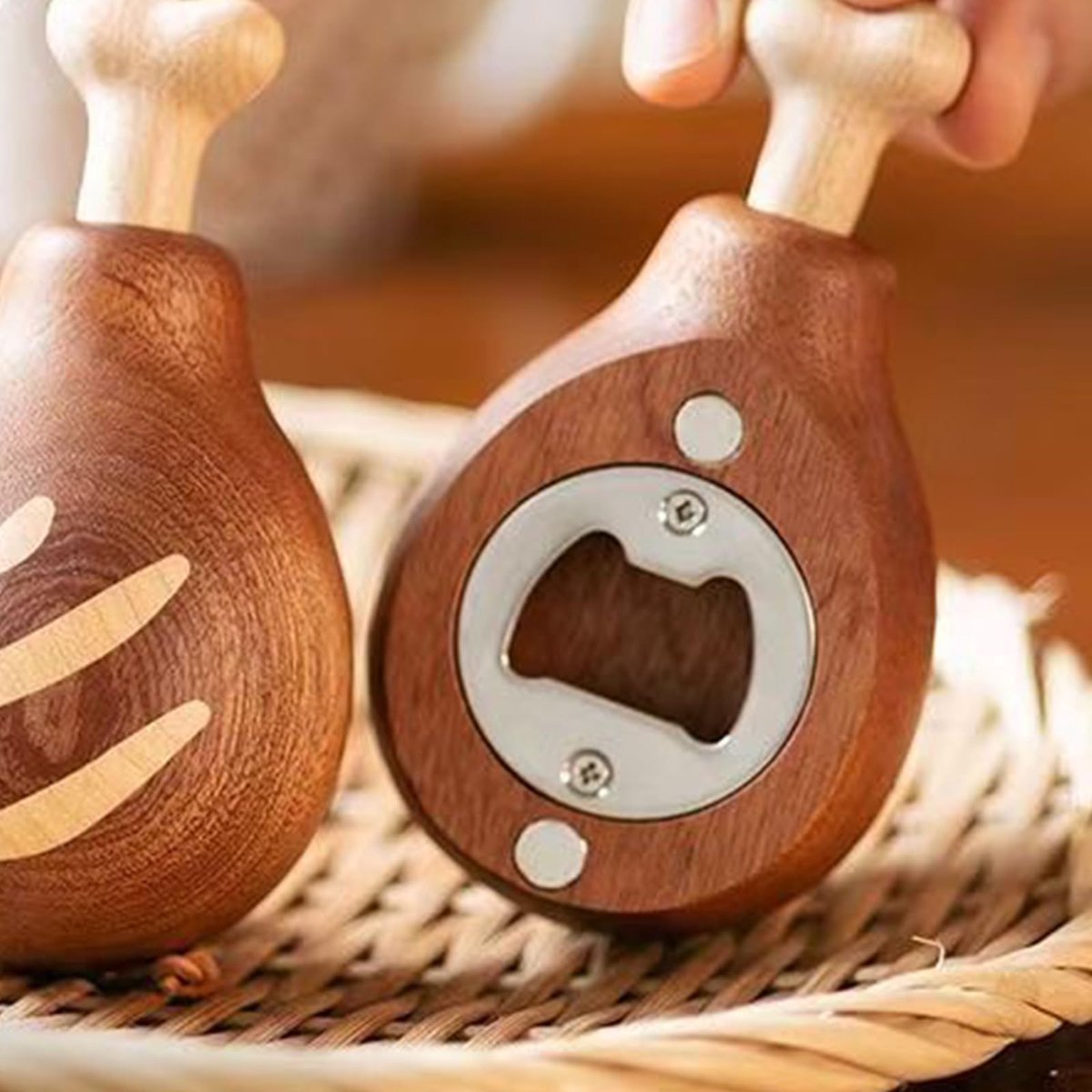 Namajunas - Kurkentrekker - Magnetische bieropener - Flesopener van massief hout in de vorm van een kippenpoot - 1 stuk - Koelkastmagneten - Coole keukengadgets - Keukengerei - Wijnopener - Breekt niet snel en opent flessen razendsnel