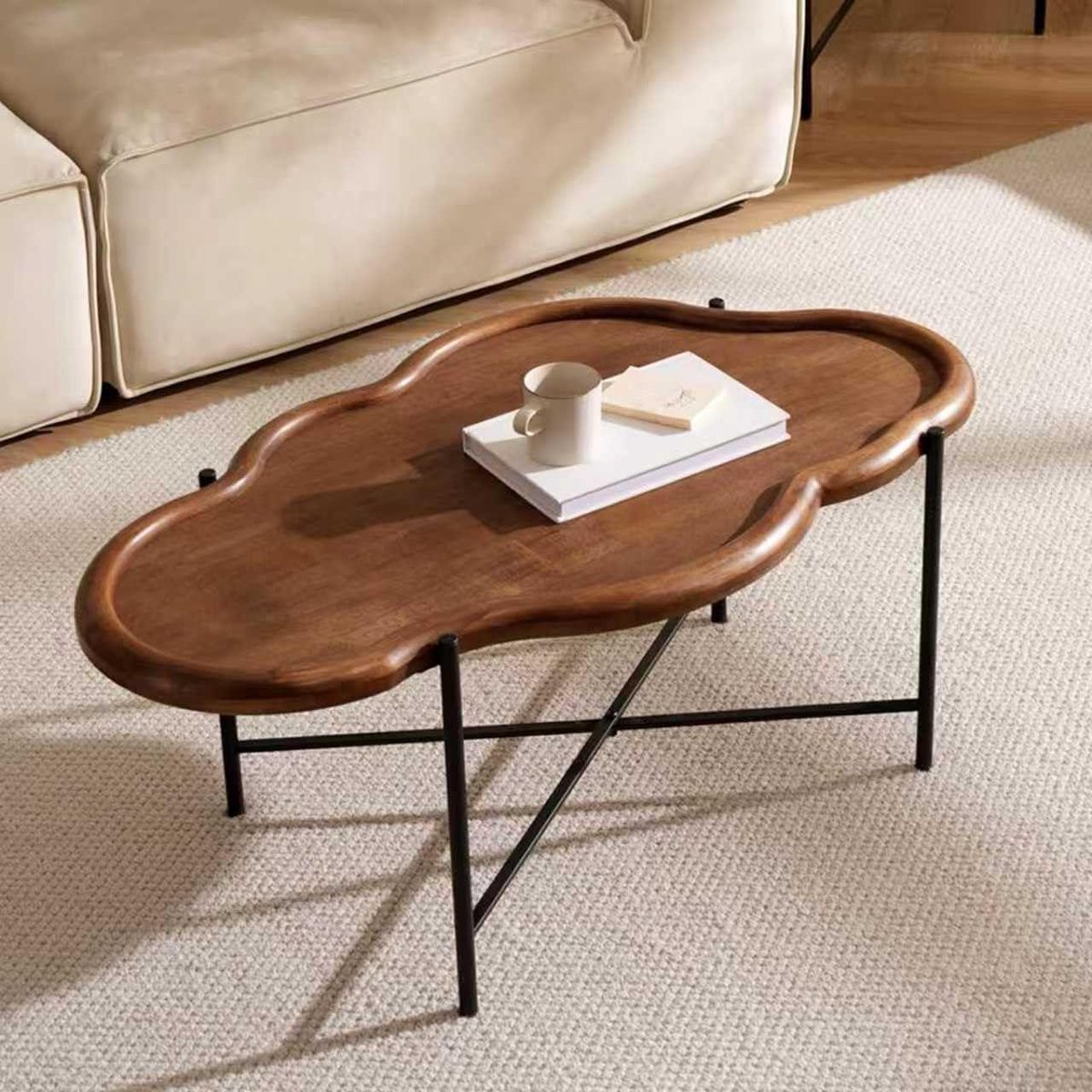 Wolkvormige Salontafel - Bijzettafel Hout - Woonkamer Decoratie - Afgeronde Wolkencontour - 90 x 54 x 40 cm - Naturel