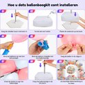 Instructies voor het installeren van een ballonboog met een pomp, clips en bases.