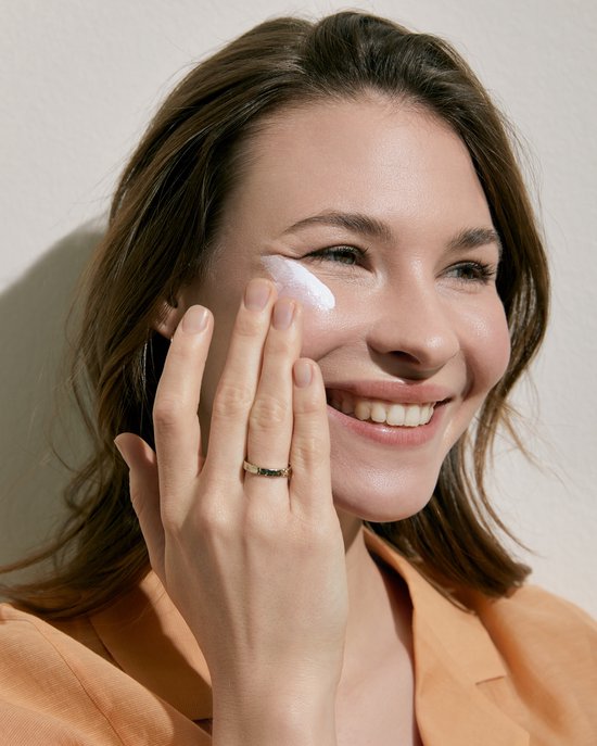 Nivea Sun - Gezichtscrème met SPF 50 - Anti-Rimpel - Anti-Pigmentvlekken - 50 ml