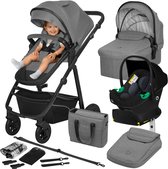 Grijze kinderwagen set met baby, reiswieg, autostoel en accessoires.