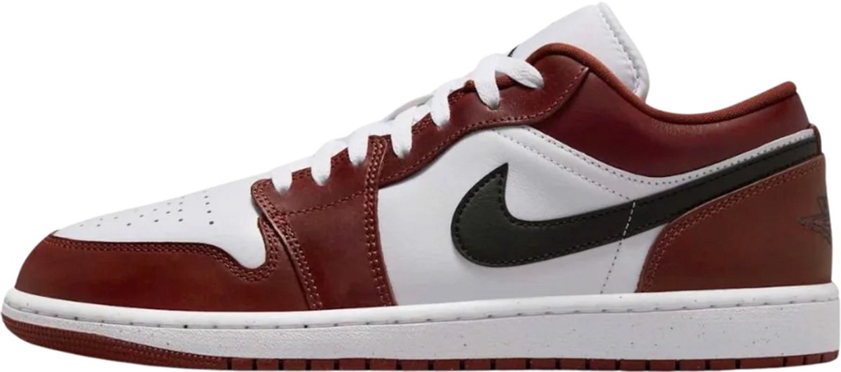 Jordan 1 Low SE Dark Pony