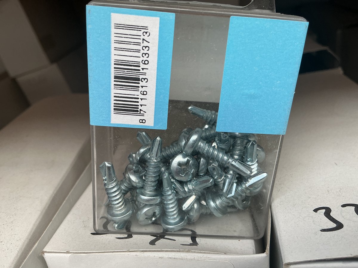 Ifix Zelfborende parker 4.8 x 19mm. Lang. Verzinkt.cilinderkop. 35 stuks.