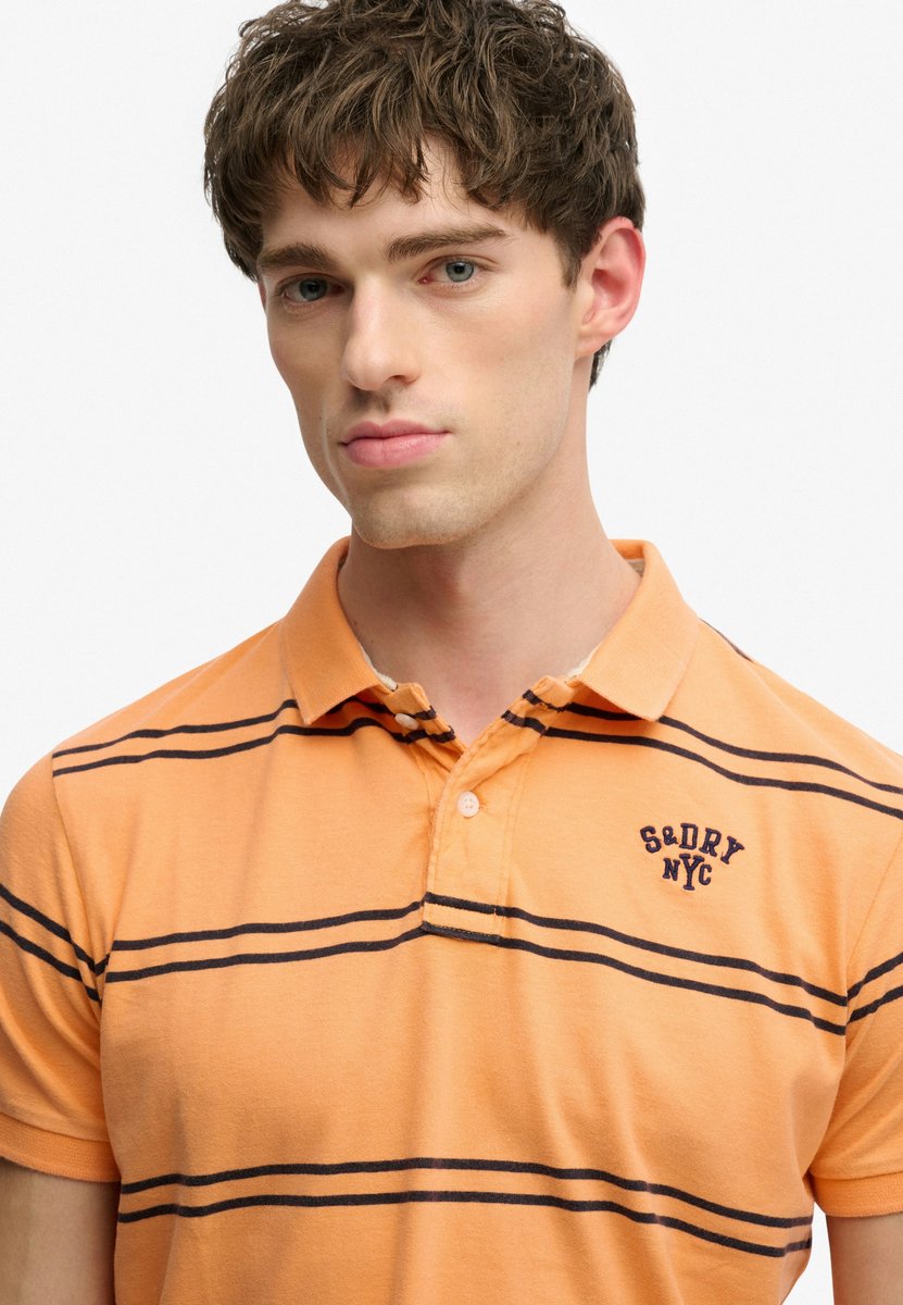 Oranje