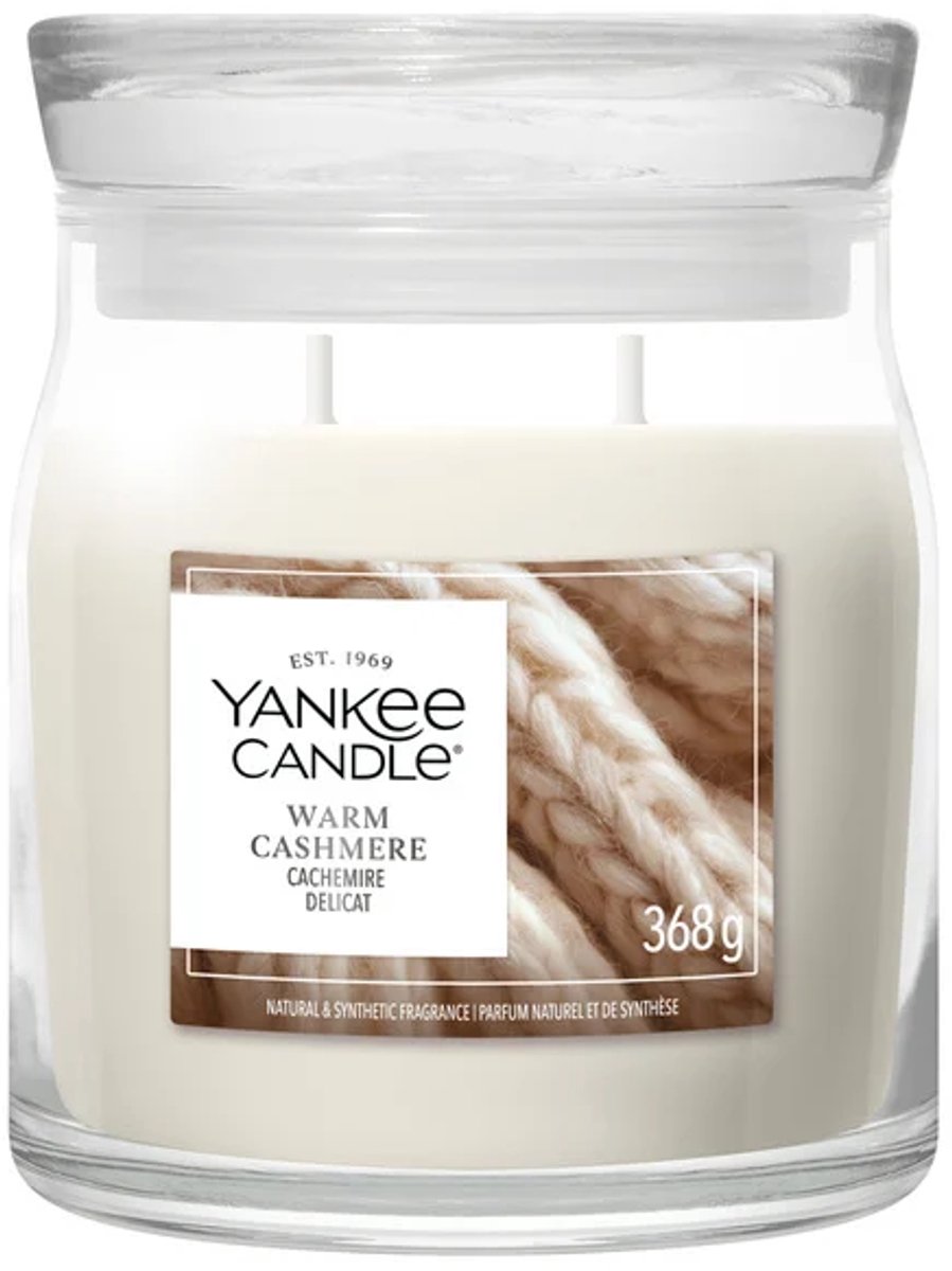 Yankee Candle Warm Cashmere Medium Geurkaars - 50 branduren - 2 lonten Beige