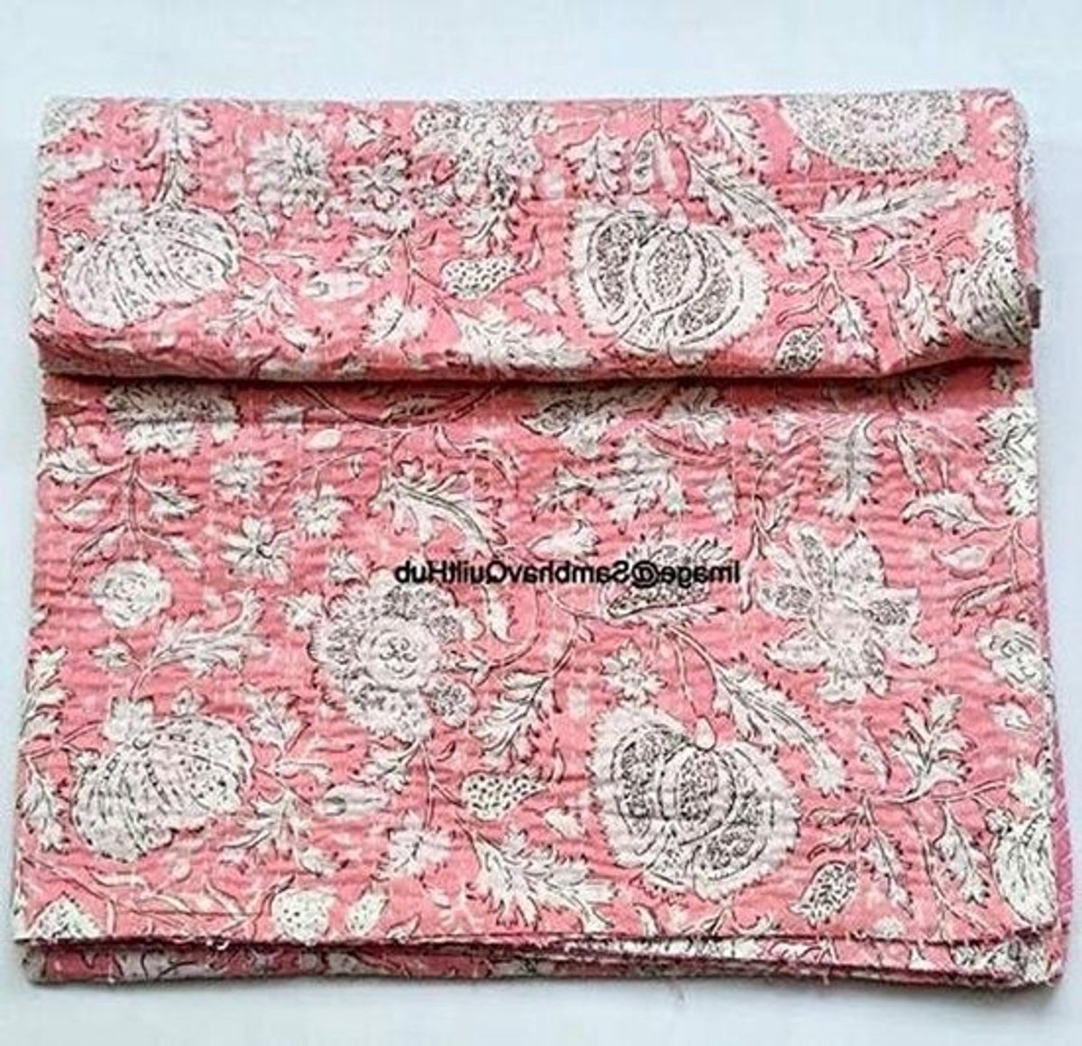 Kantha Sprei - Gewatteerde Deken Plaid - Woonkamer Decoratie - Handgemaakt Bloemenpatroon - California King (108x108) - Roze