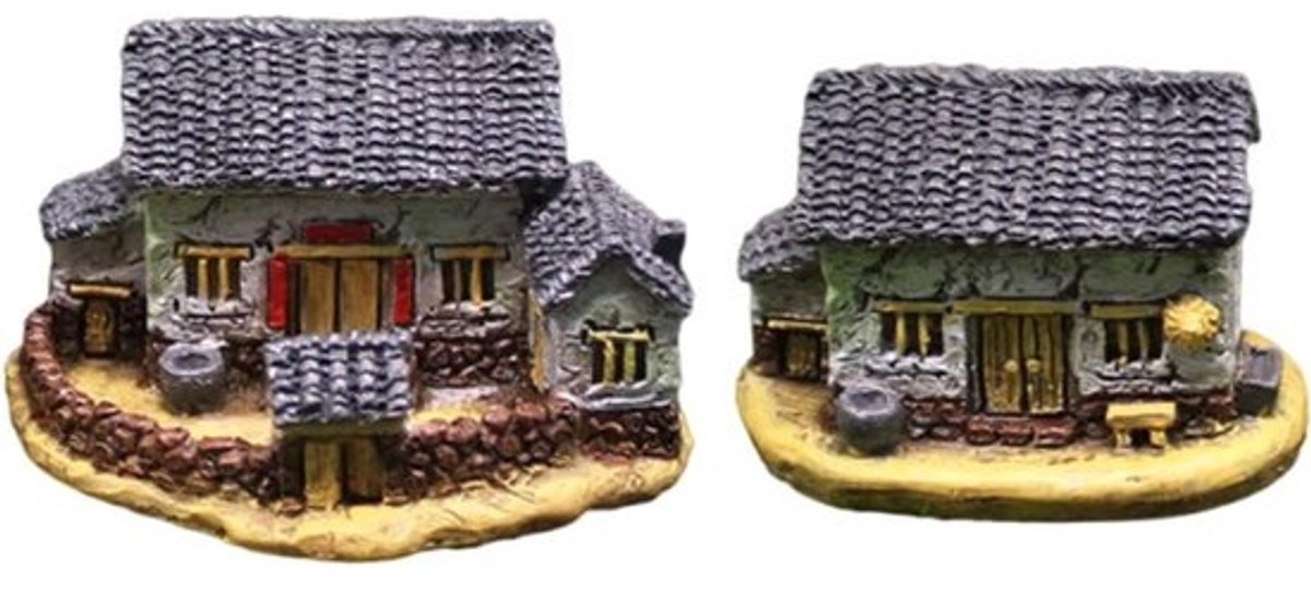 Miniatuur Huisjes - Diorama Huizen - Landschapsdecoratie - Rustieke Rietdak - 9x6x9 cm - Niet gespecificeerd