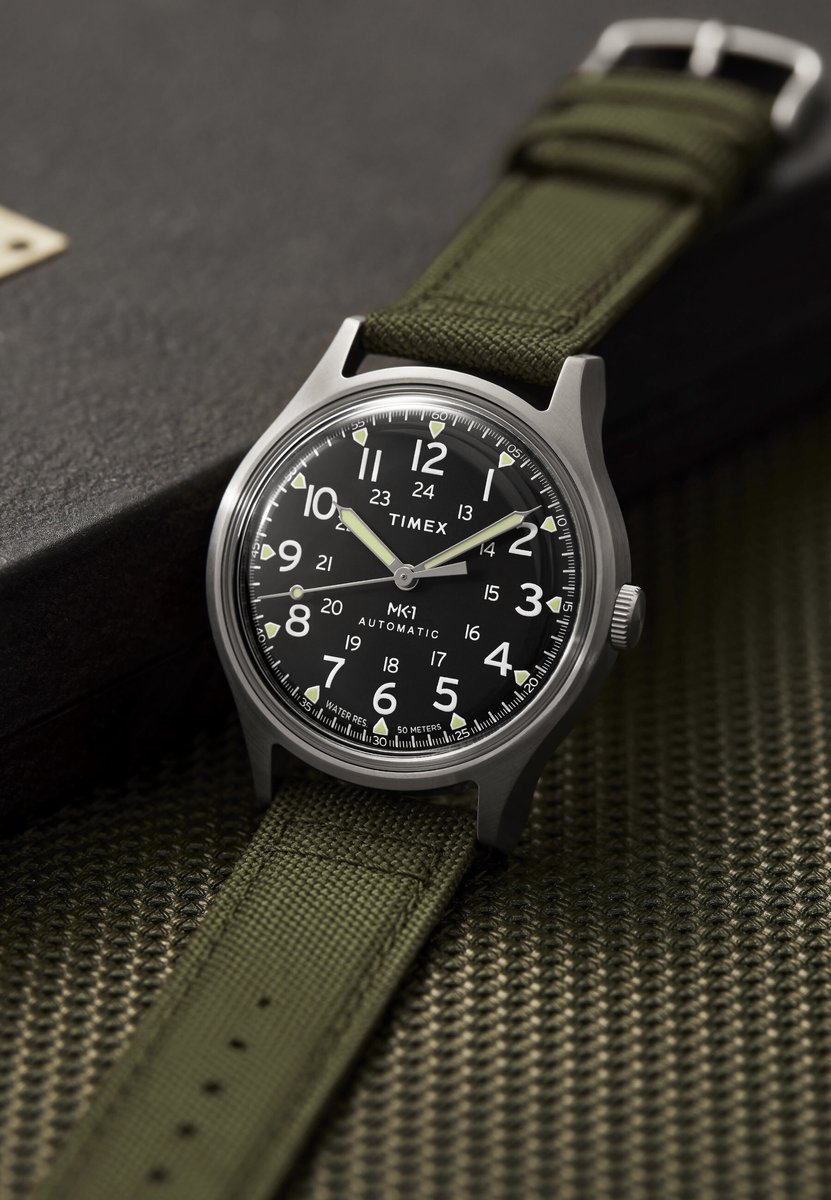 Timex Mk1 Automatic Mechanisch Automatisch Horloge Groen En Zilverkleurig Kast Gemaakt Van 100% Roestvrij Staal En Een Armband Van 100% Stof 40 TW2Y07800AJ