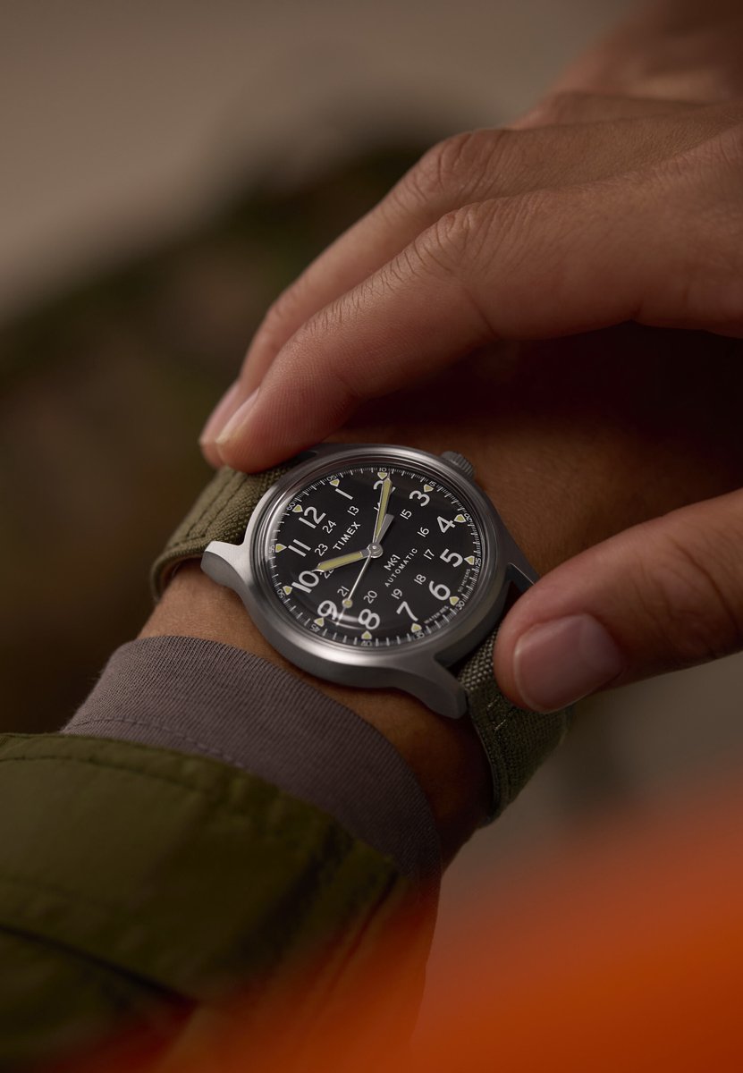 Timex Mk1 Automatic Mechanisch Automatisch Horloge Groen En Zilverkleurig Kast Gemaakt Van 100% Roestvrij Staal En Een Armband Van 100% Stof 40 TW2Y07800AJ