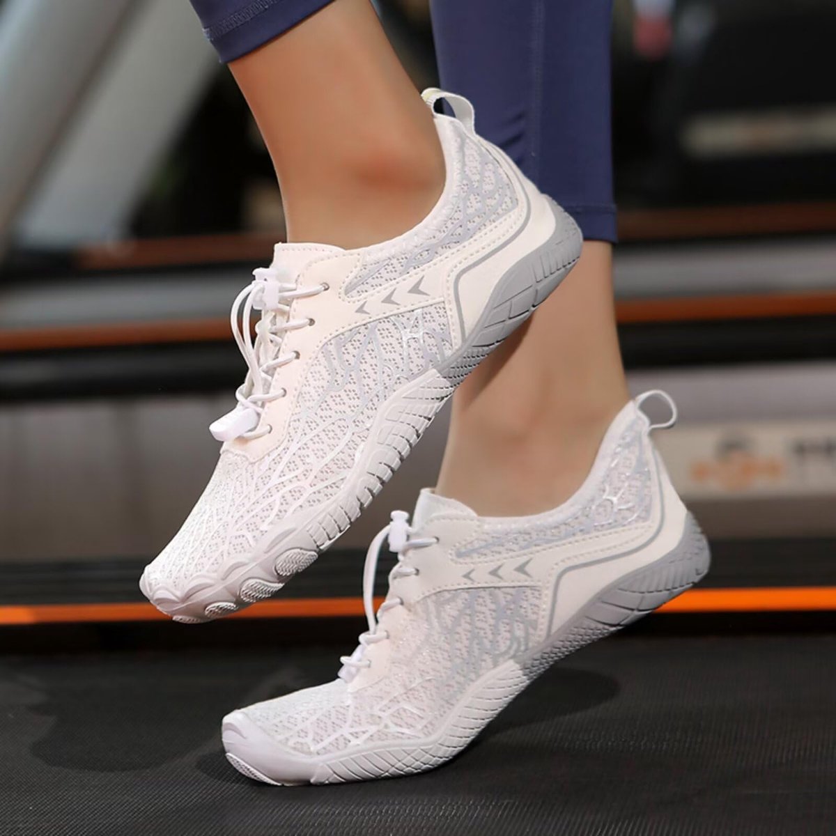 SnelShoppen - ZEPYFXIT Sneldrogende Waterschoenen Dames en Heren, Lichtgewicht Blotevoetenschoenen, Ademend, Flexibel, Zwembad en Strand, Wit Grijs, M
