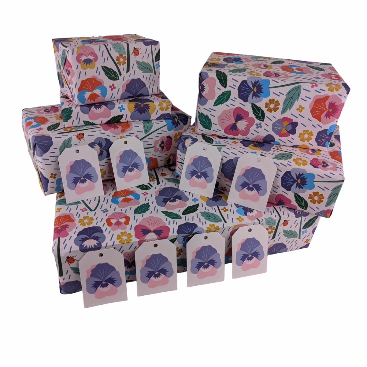 SnelShoppen - 5 x 5 Papieren Vellen met Bloemen & 8 Cadeaulabels - Viooltje Bloem Geschenkverpakking - Luxe Ongecoate Cadeauverpakking voor Vrouwen &