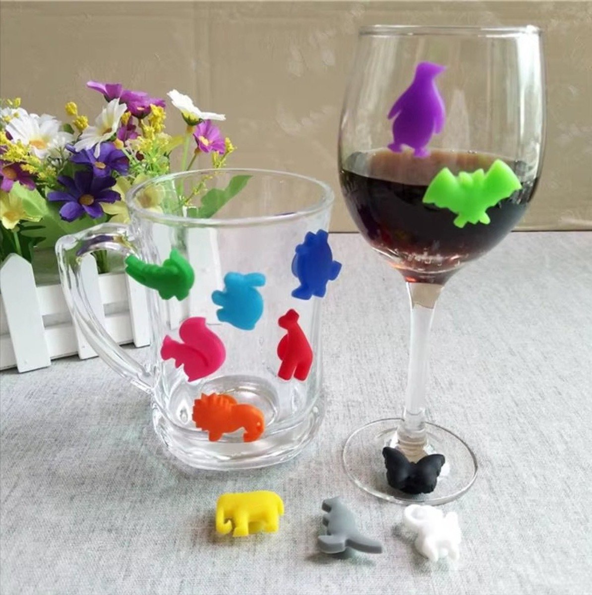*** 12 stuks Dier Siliconen Glas Markers voor de ultieme wijnglas markeringen op feestjes, in de bar, als tafeldecoratie én thuis - Verschillende figuren van Heble® ***