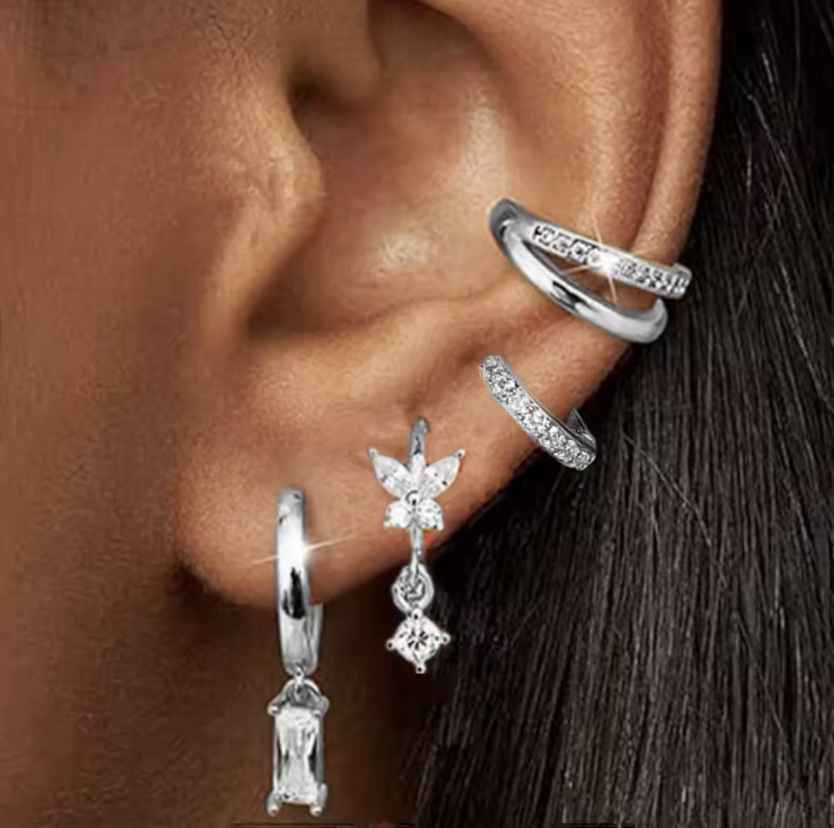 Oorbellen Set - 4 stuks - Kleur: Zilver - Luxe Oorbellen - Incl. Cadeauverpakking - Oorhangers / Oorring / Oorknopjes - Hoge Kwaliteit RVS - Stainless Steel / Roestvrijstaal - Verkleurt Niet - Oorbellen Set - Oorbellen Vrouwen / Dames