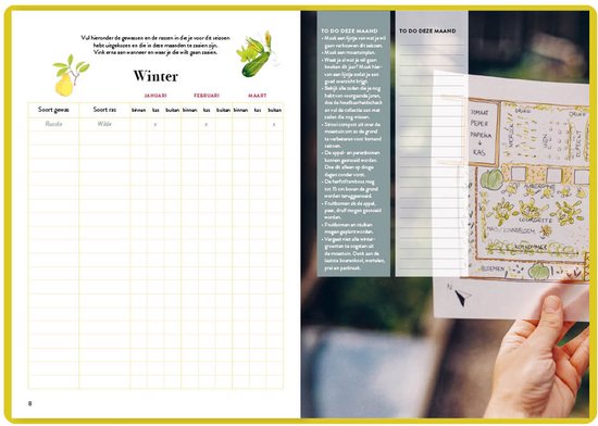 Pagina uit Moestuin Agenda met een tabel voor de wintermaanden januari, februari, maart en een illustratie van een bes.
