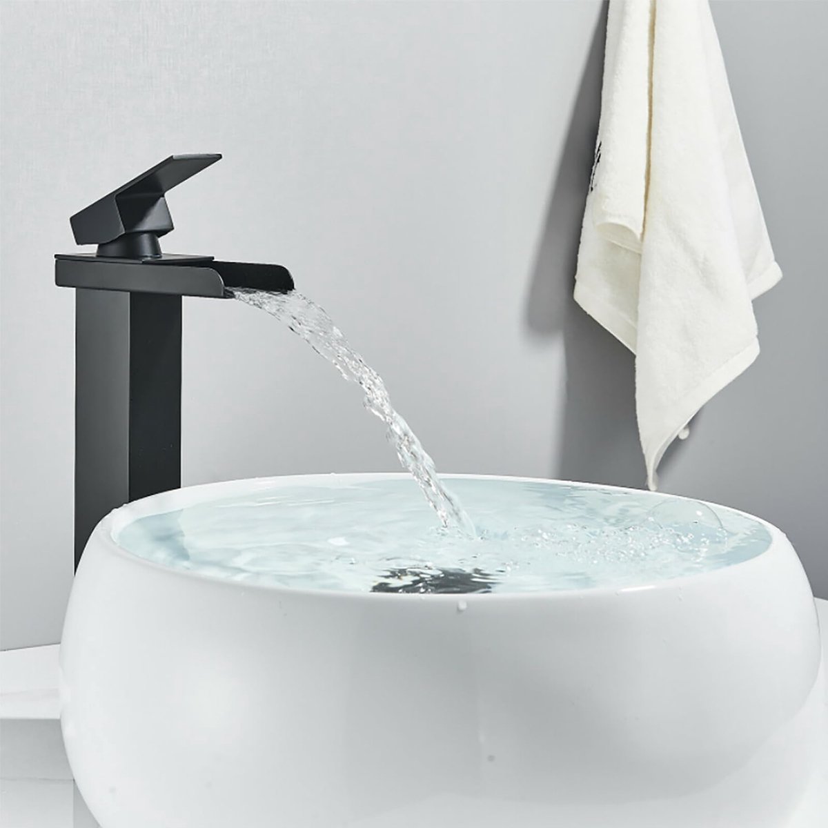 Badkamerkraan waterval - roestvrij staal en messing - waterbesparend - eengreeps bediening - ShopVlot