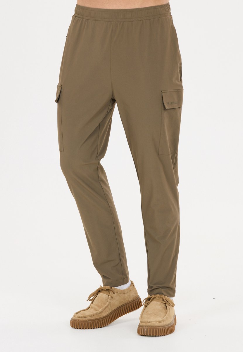 Virtus Hose Caro