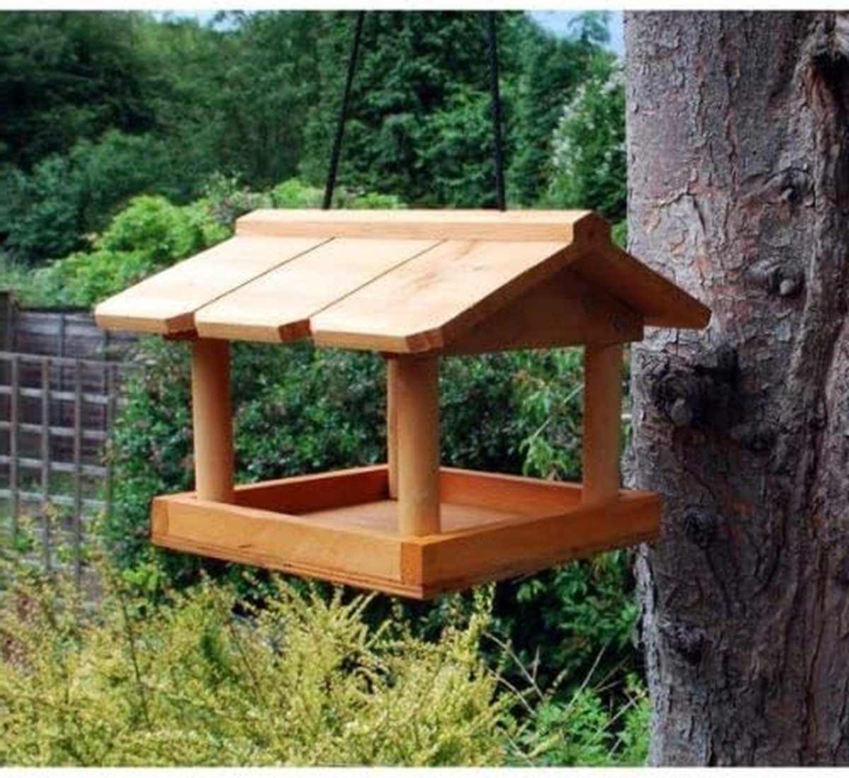Vogeltafel Voederhuisje - Voederstation Tuinvogel - Vogels Voeren - Beschut Dak - 24x24x20 cm - Bruin