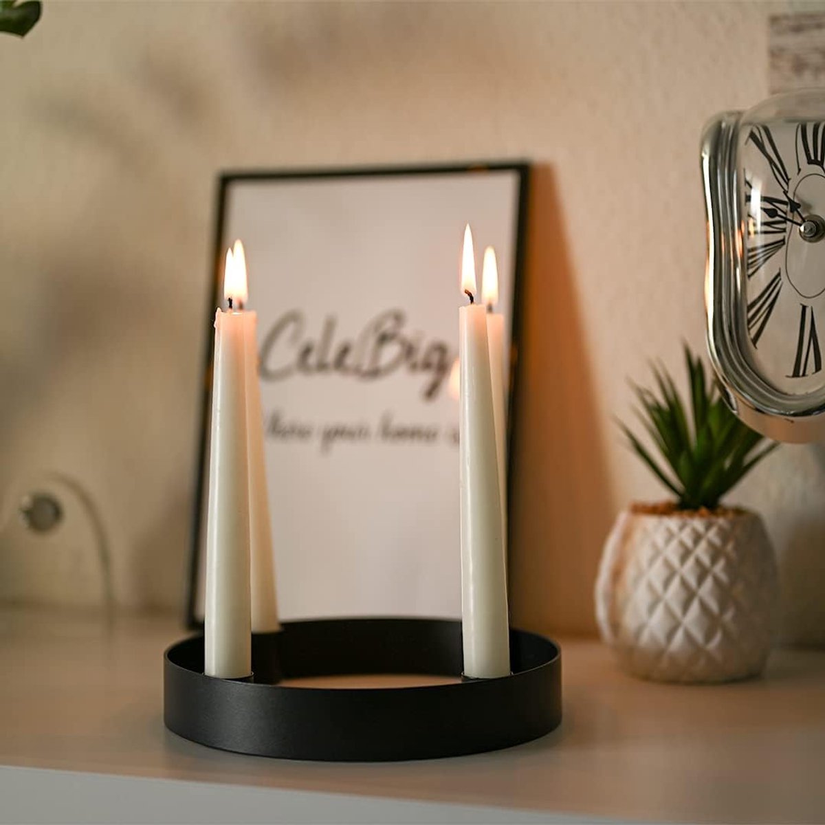 | Staafkaarsenstandaard metaal zwart | kandelaar rond zwart | zwarte decoratie | adventskrans metaal rond | ronde look | cadeauartikel | tijdloos cadeau