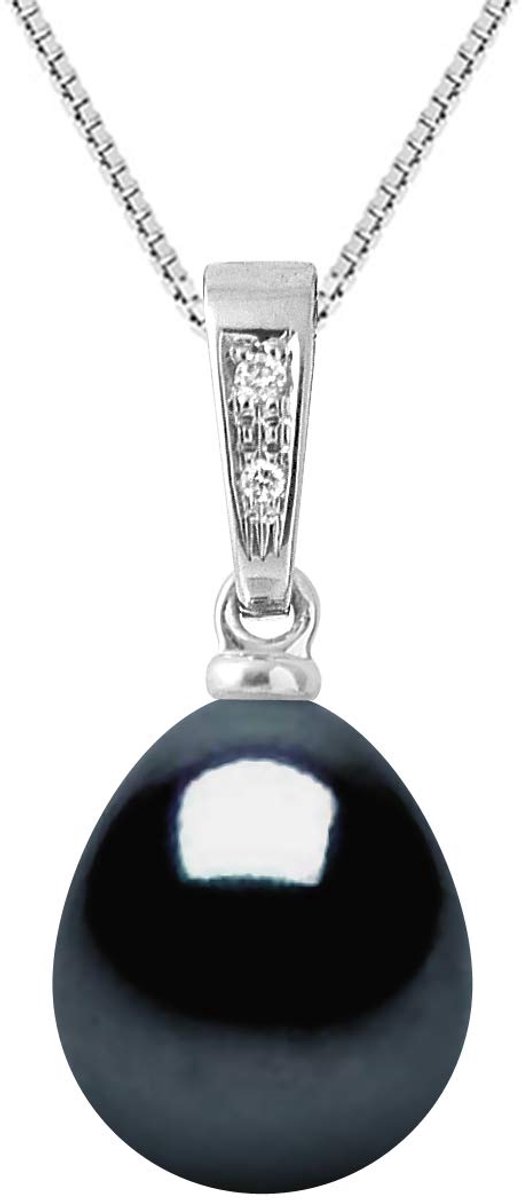 & COLORS NATURAL FINE PEARLS