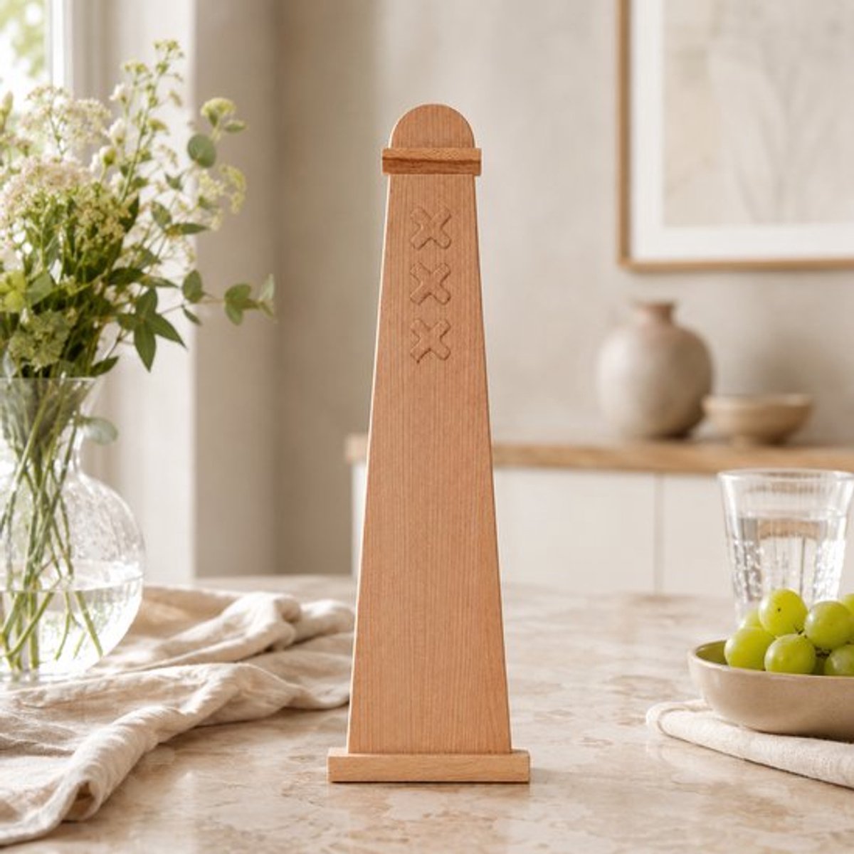 StadsPlanken Amsterdammertje Borrelplank Beukenhout Serveerplank met Amsterdamse Kruizen 55 x 17 cm
