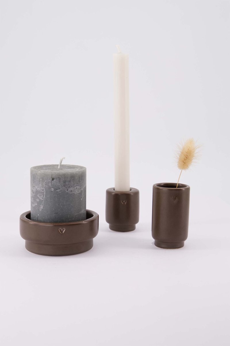 Zusss Set Van 3 Keramieken Woonaccessoires - 2 Kandelaars & Vaasje Hartje - Donkerbruin Keramiek Bruin