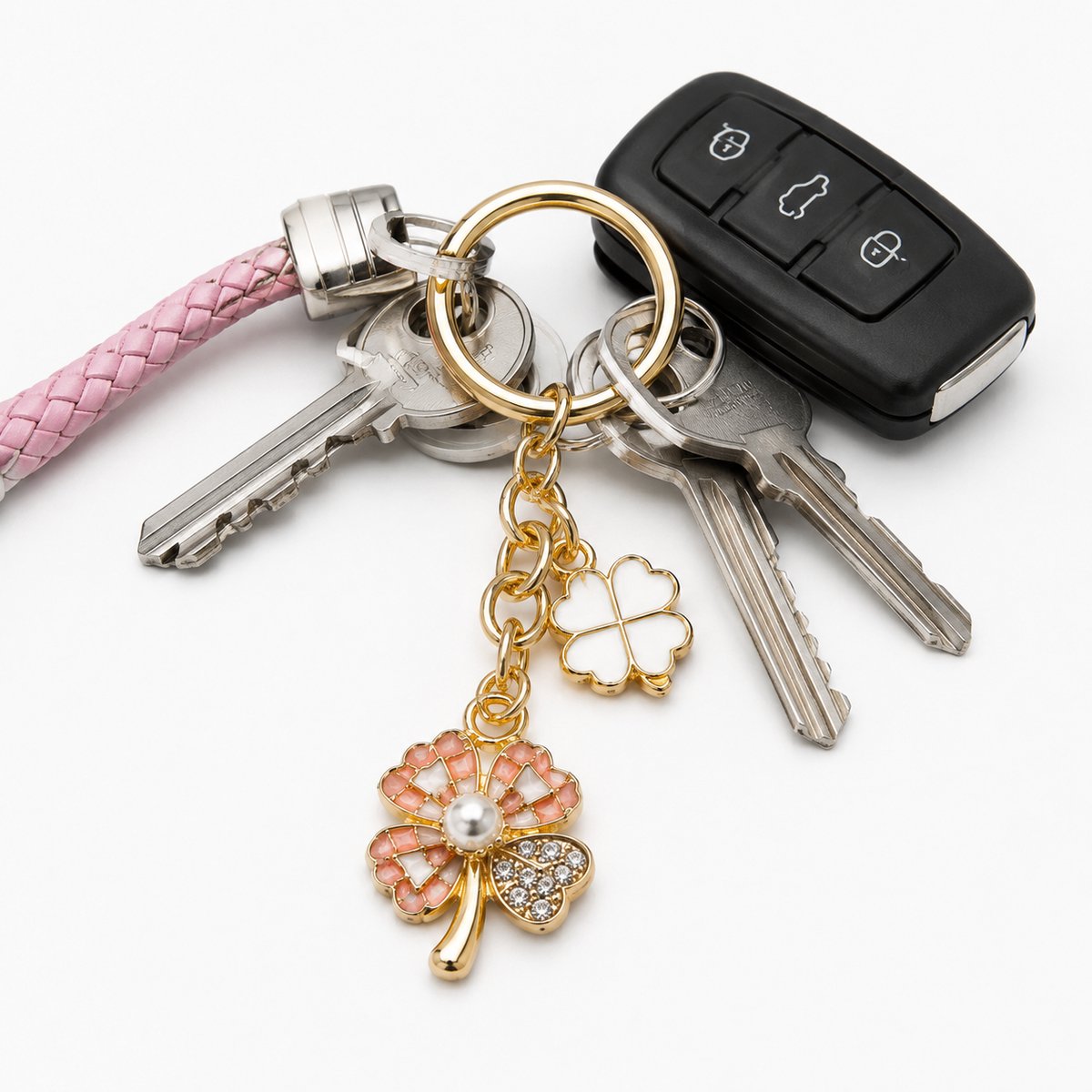 Geluksklavertje Sleutelhanger met Strass – Four-Leaf Clover Keychain – Goudkleurige Zinklegering – Tashanger & Sleutelhanger – 8,5 cm