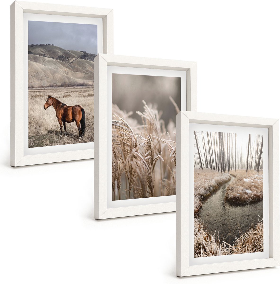 Wallfluent 3-Delige Schilderij Set - Paarden In Een Landschap Met Grassen En Een Winterbeek. - 20 x 30 - Wanddecoratie - Muurdecoratie - Woonkamer - Stijlvolle Muurdecoratie
