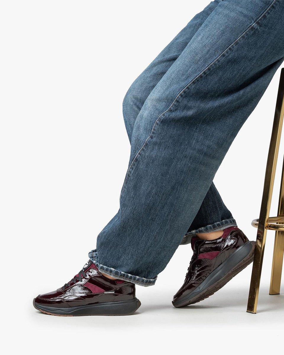 Floris van Bommel SUVI Donkerrood Dames | Bonne Shoe