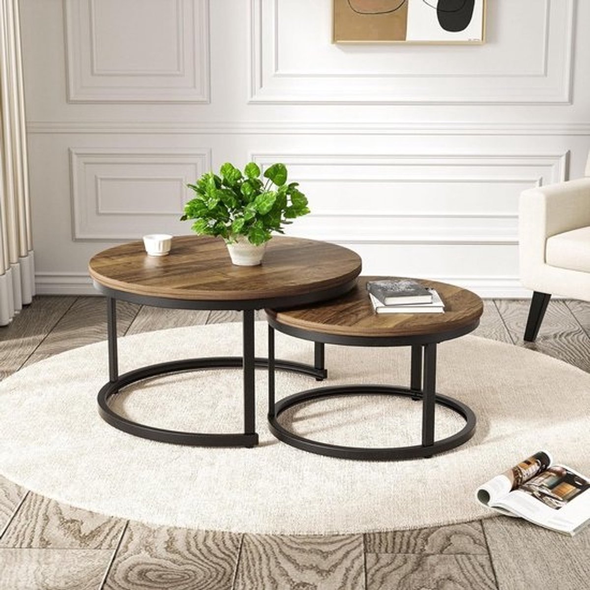 Set van 2 ronde bijzettafels met houten blad en metalen onderstel