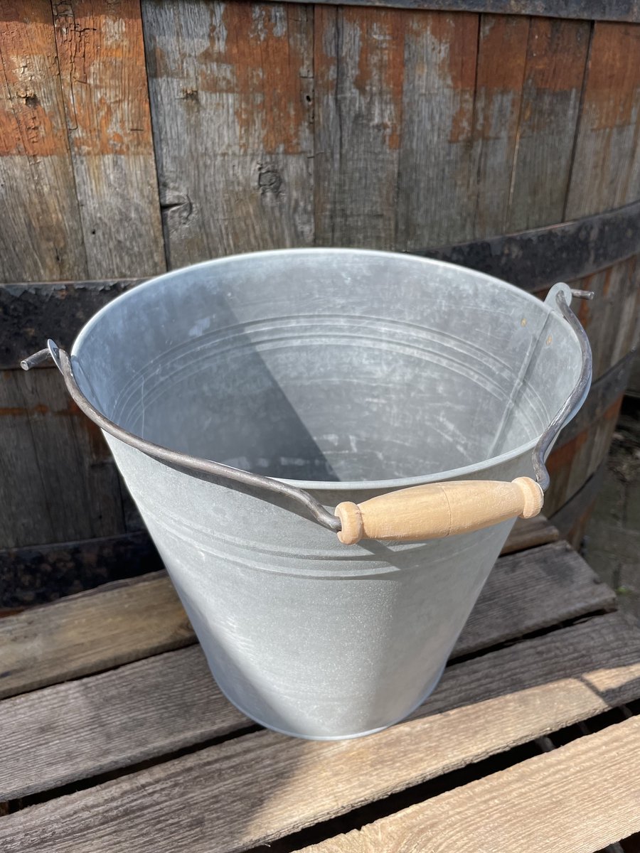 Oude Zinken Emmer 9,5 Liter – Emmer voor Tuin en Decoratie