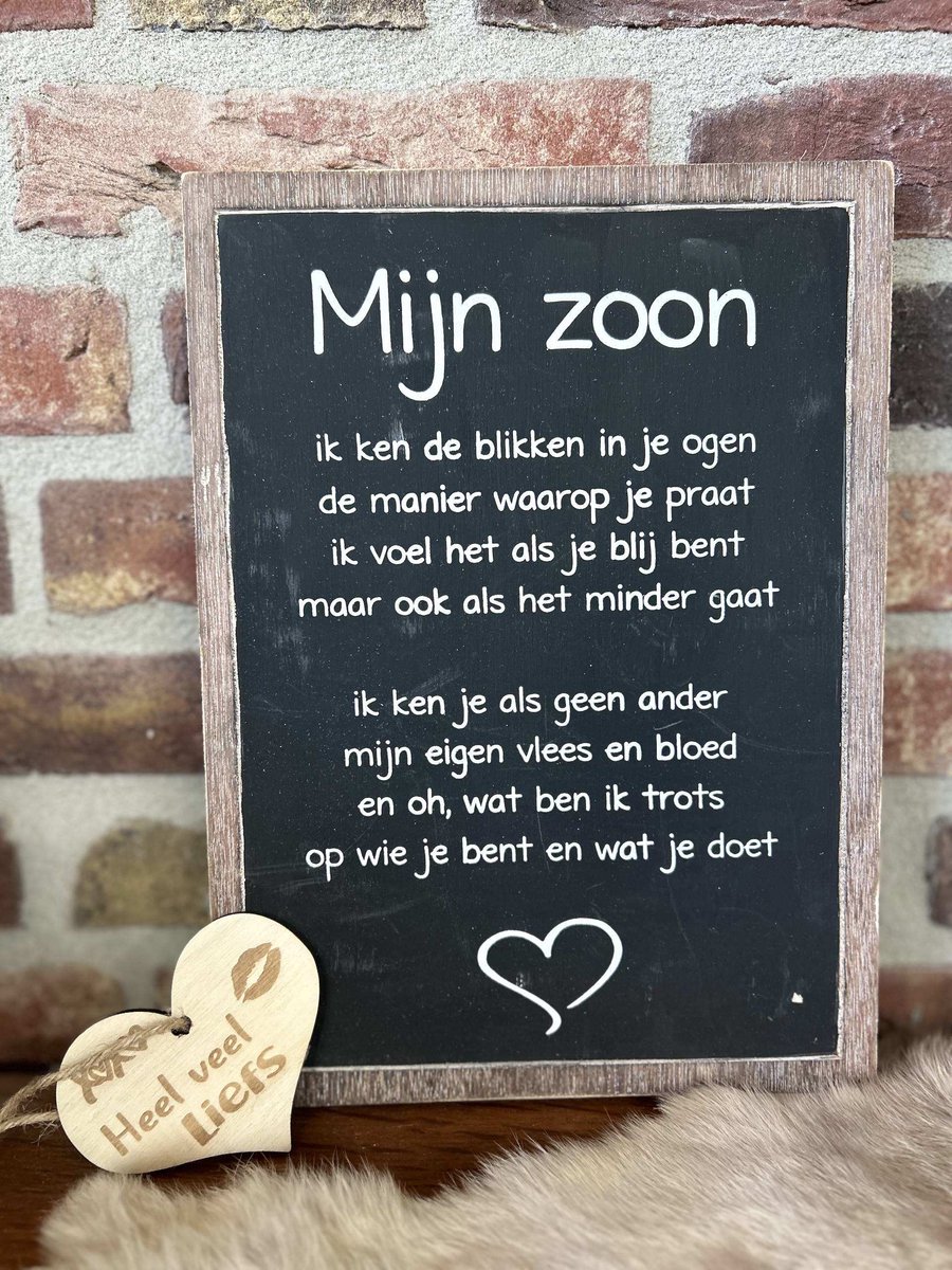 Creaties van hier – tekstbord - 30x22cm - Mijn zoon - natural / black - met houten hartje