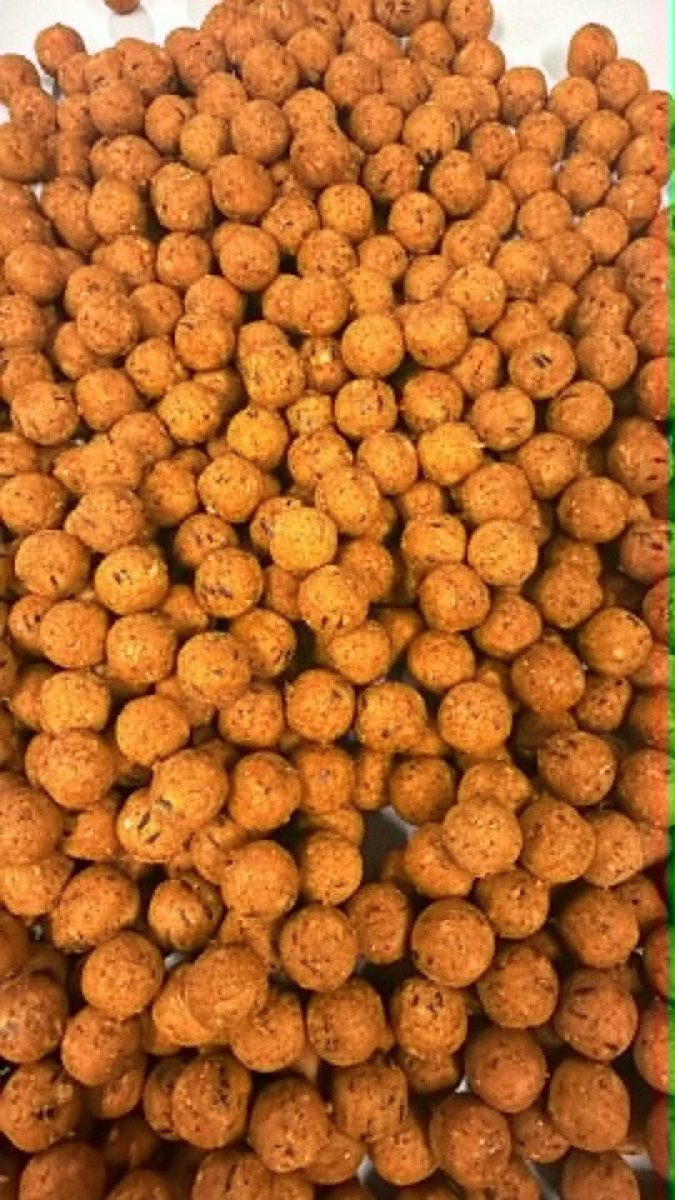 Boilies starters Pakket CF-special 16 mm 2.5kg +Hookbaits en Booster