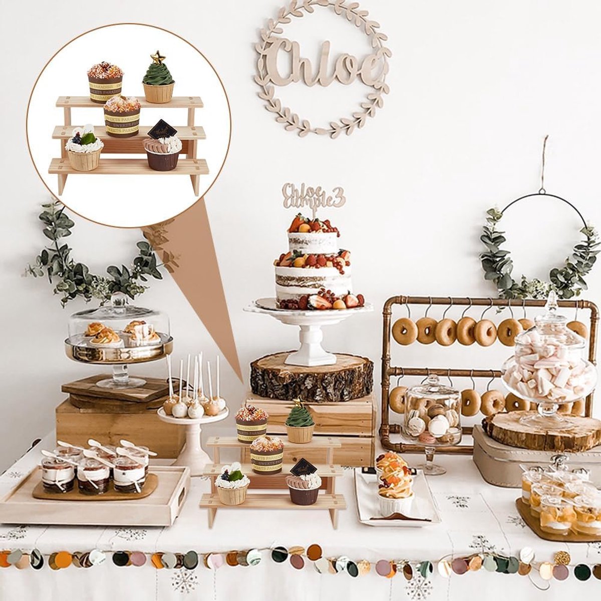 nbeads Presentatie van hout met 3 niveaus, 29,6 x 17,9 x 14,2 cm, standaard voor presentatie, vitrine van hout, displaystandaard voor cosmetica, figurenproducten, antiek wit