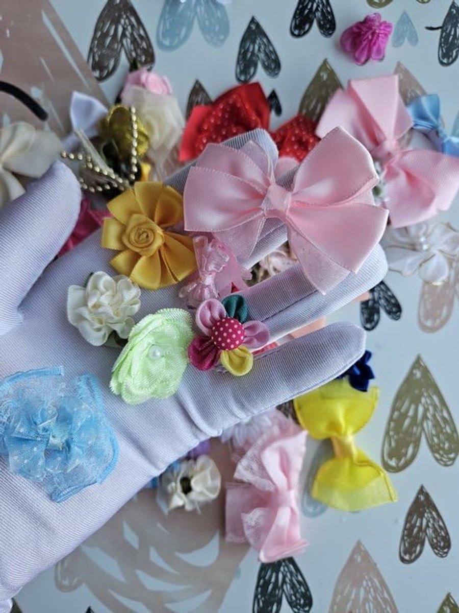 applicaties bloemen mix - 50 stuks - Decoratie bloemetjes voor speldjes kleding maken