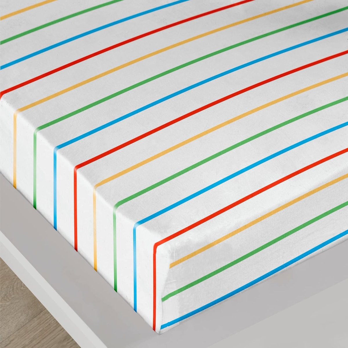 - Regenboog gestreept laken - Eenpersoons hoeslaken (190 x 90 x 28 cm) - Regenboog beddengoed - Veelkleurig gestreept laken in wit - Eenpersoons hoeslaken met strepen - Bijpassend beddengoed