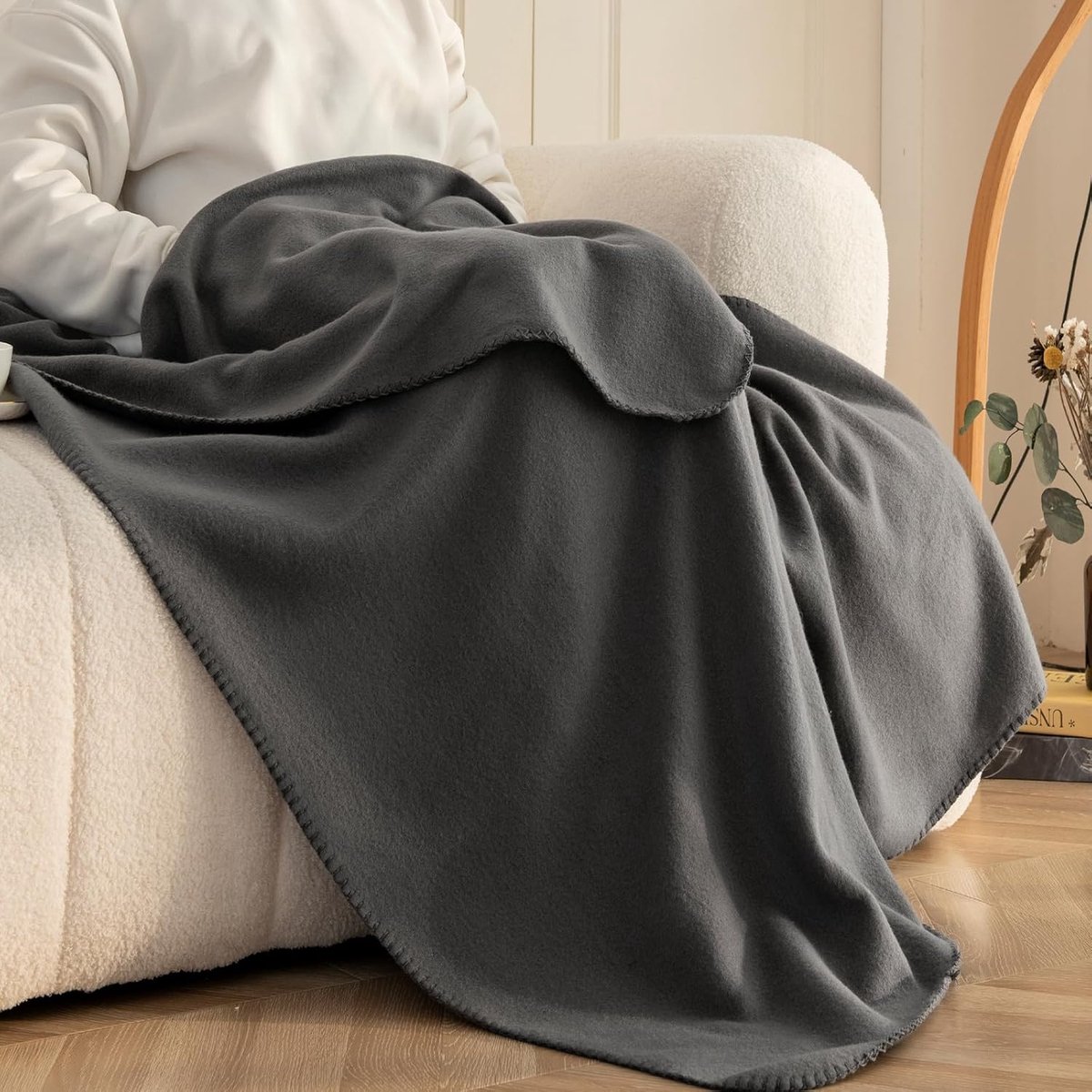 SnelShoppen - Fleece Dekens Set van 6 Stuks - Zacht en Lichtgewicht Kinderddekens - Donkergrijs - Ideaal voor Sofa, Bed, Reizen, Picknicken en Buiteng