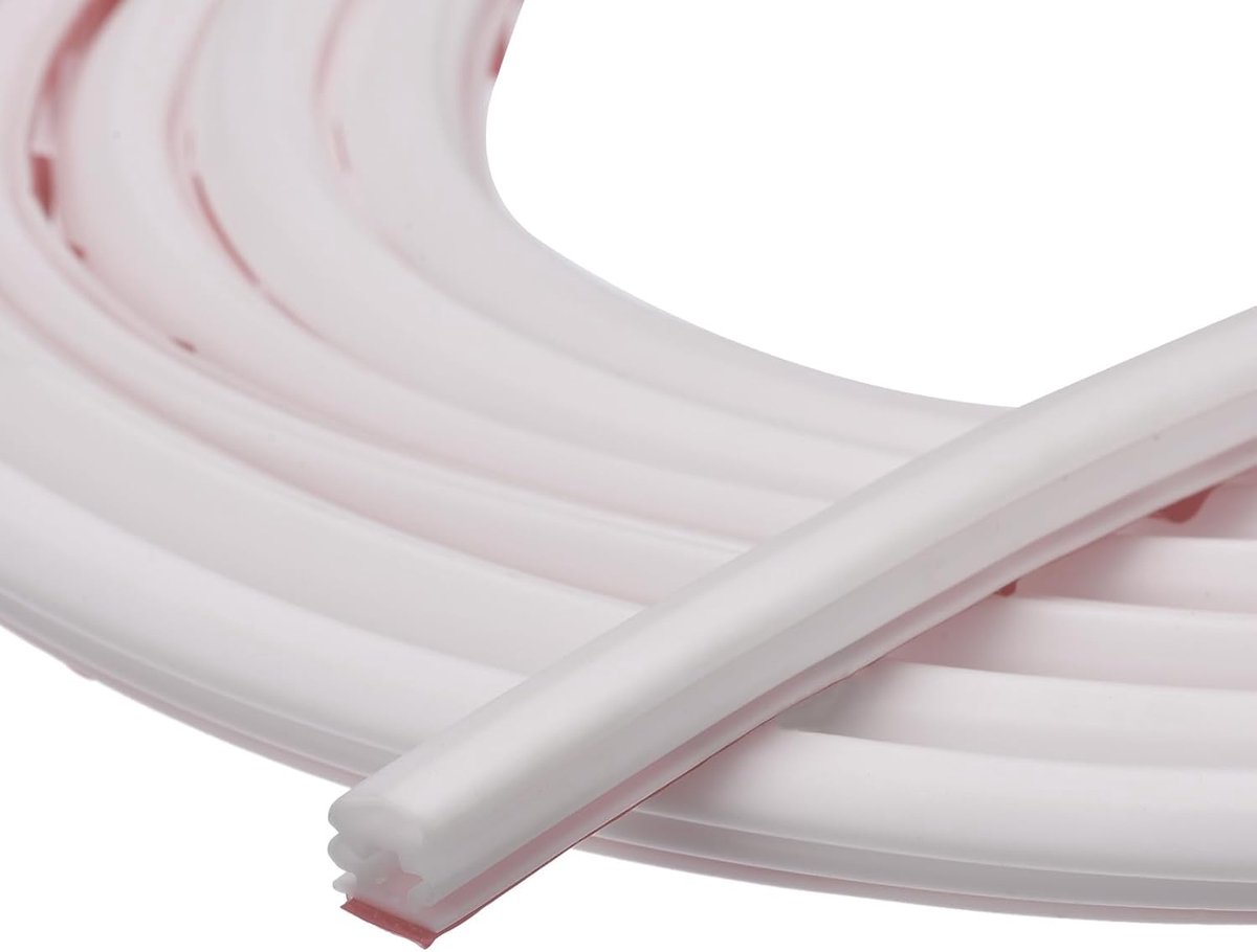 SnelShoppen - Zelfklevende Rubber Deurlijst 6 m x 10 mm x 15 mm, Geluidsisolerende Strip voor 12-14 mm Deuren, Wit, Perfect voor Thuis en Kantoor