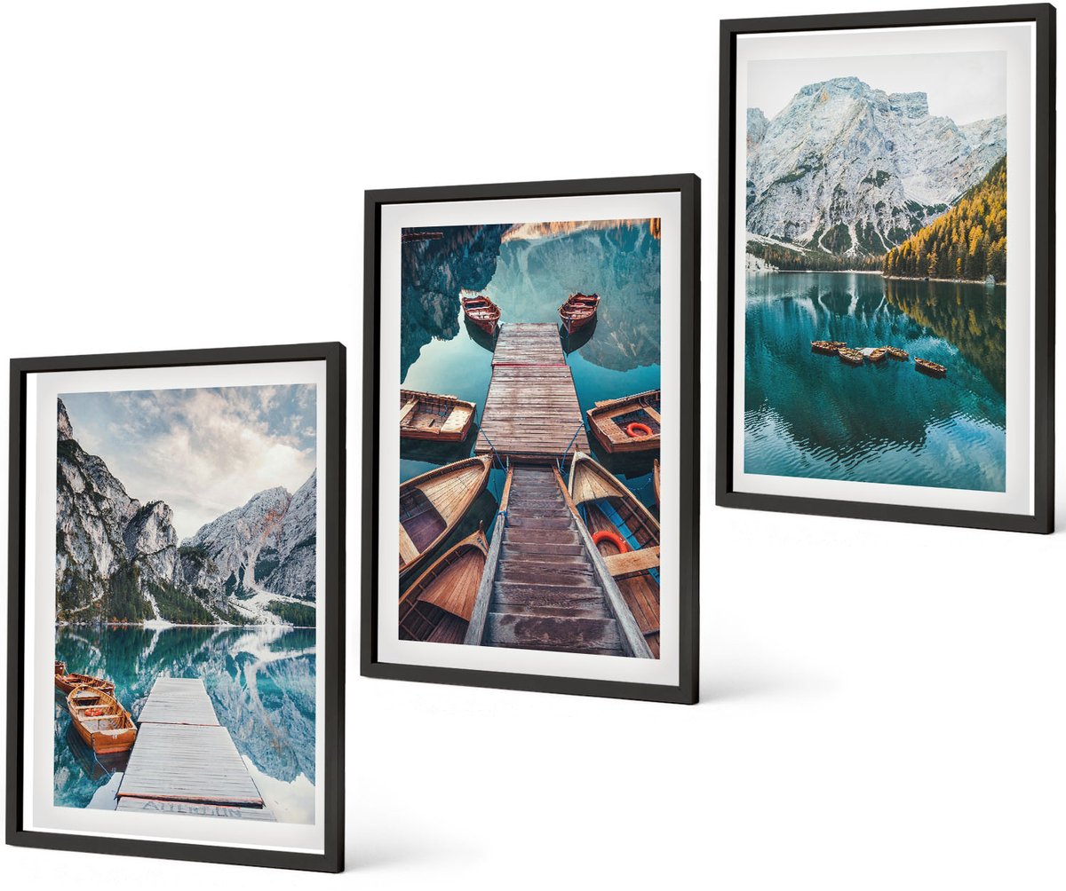 Coloray 3-Delige Schilderij Set - Meer Met Houten Steigers En Bergen - 40 x 60 cm - Decoratieve Schilderijen - Wanddecoratie - Hal