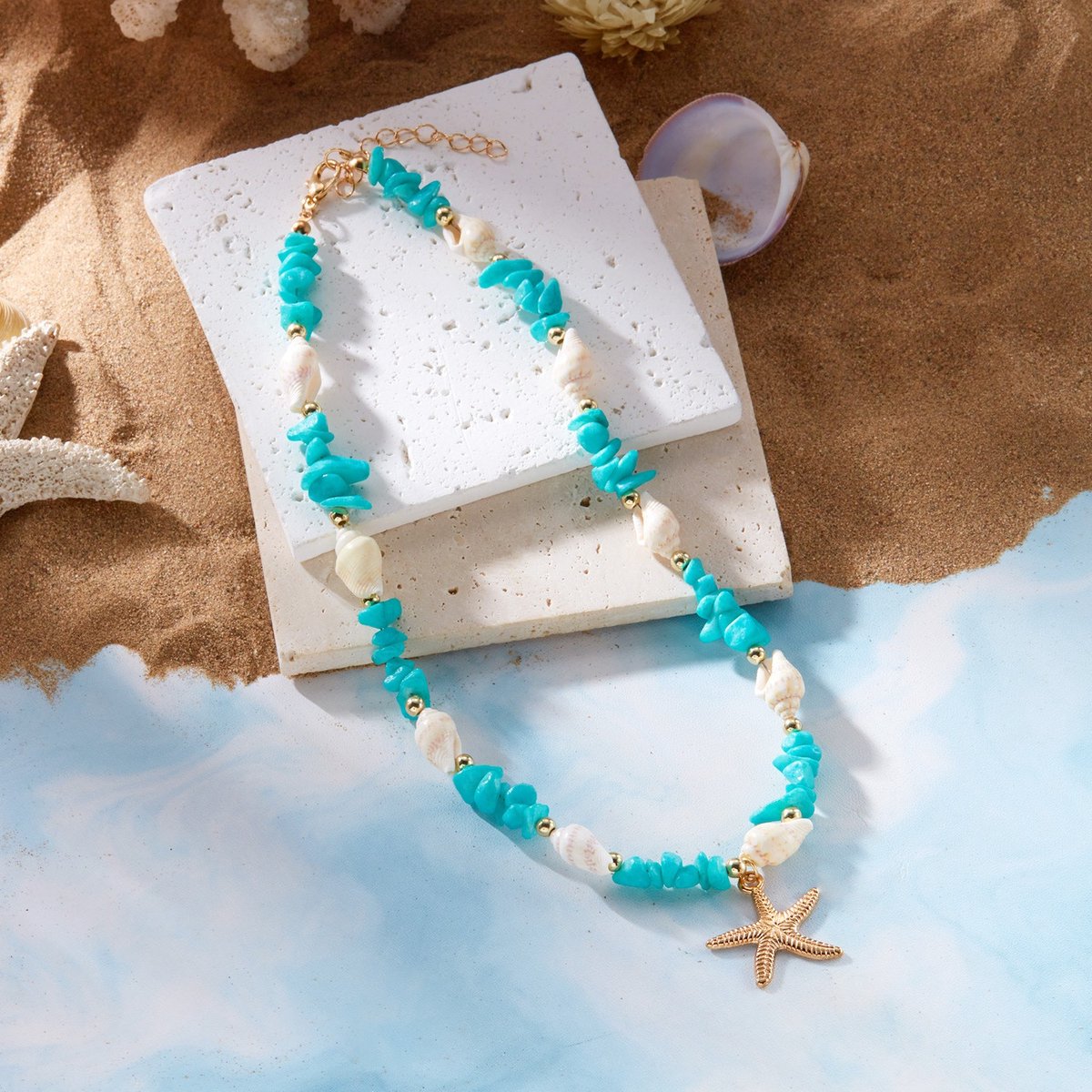 Ketting van 40+5cm – Ketting met zeester en schelp (imitatie) – Ketting van trommelsteentjes in strandstijl – Kralenketting met oceaanthema – Kralenketting voor dames – Feestelijke kralenketting in strandstijl – Geschikt voor dagelijks gebruik