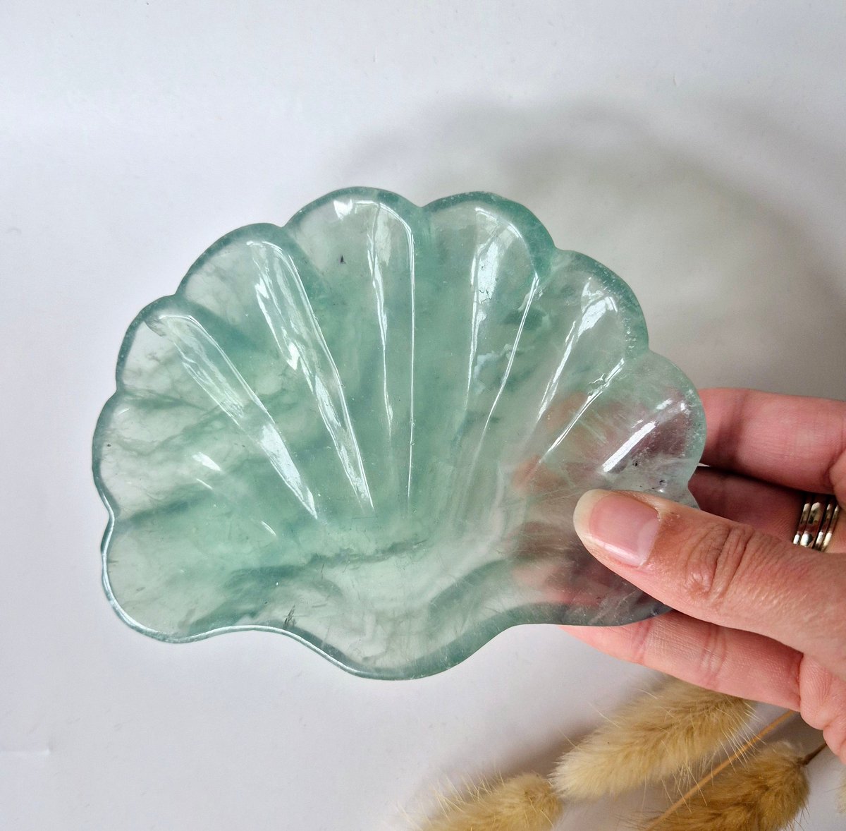 Edelsteen Carving Schaal Schelpvorm Groene Fluoriet #33 - Uniek Cadeau