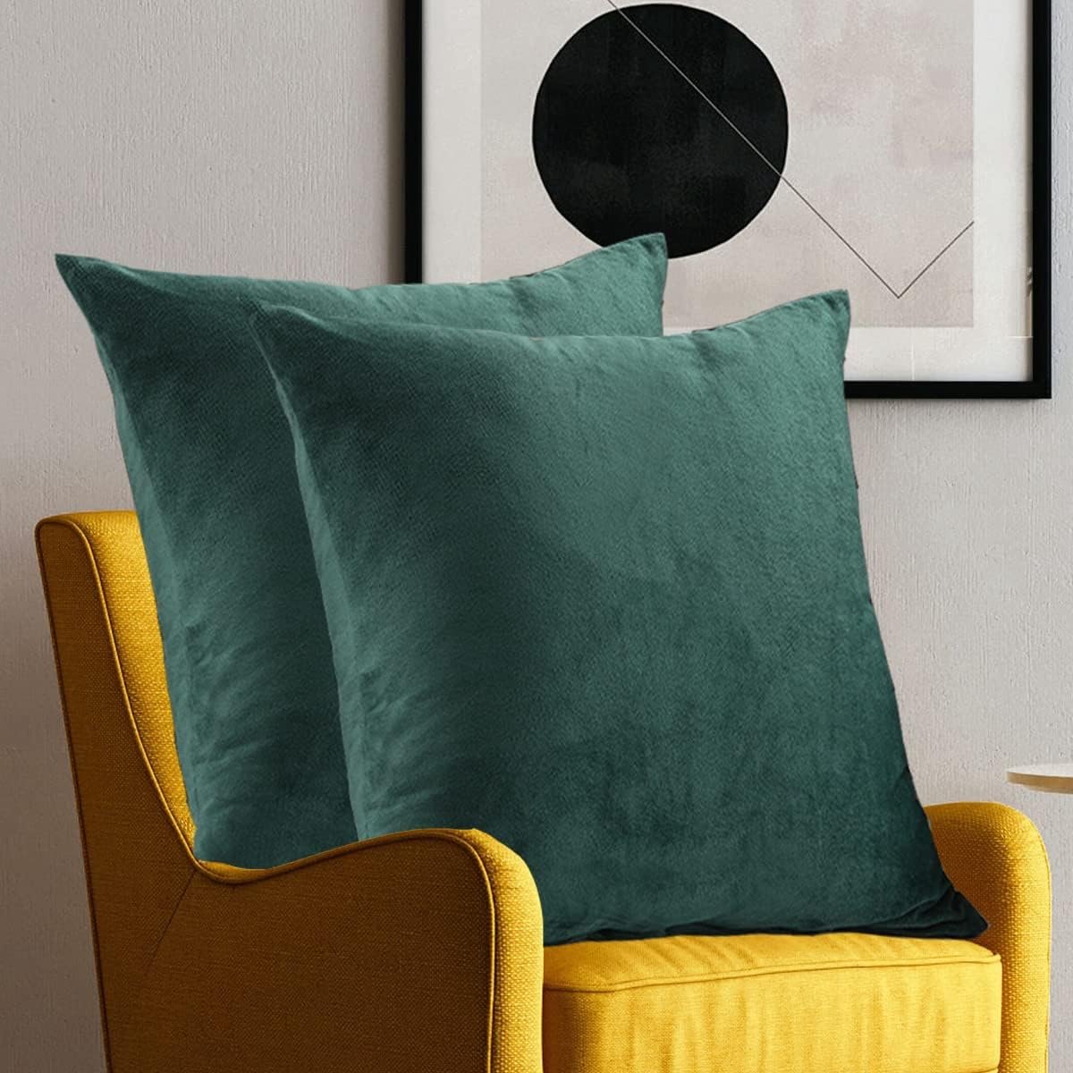 SnelShoppen - Set van 2 Kussenhoezen 60 x 60 cm in Groen en Donkergroen, Velvet Decoratieve Kussens, Zachte Fluffy Kussens voor Sofa en Slaapkamer