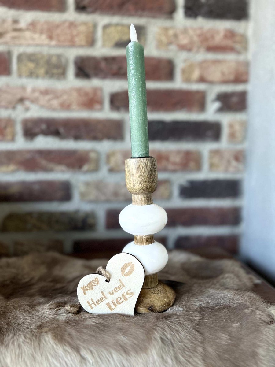 Creaties van hier – Kandelaar mangohout 2 bollen - 19x7cm - wit - met houten hartje -