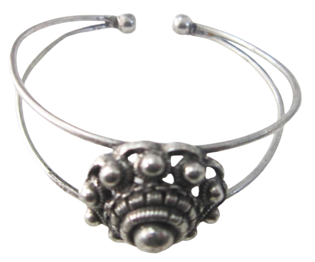Zeeuws Meisje - buigarmband bolle zeeuwse knop klassiek verzilverd armband