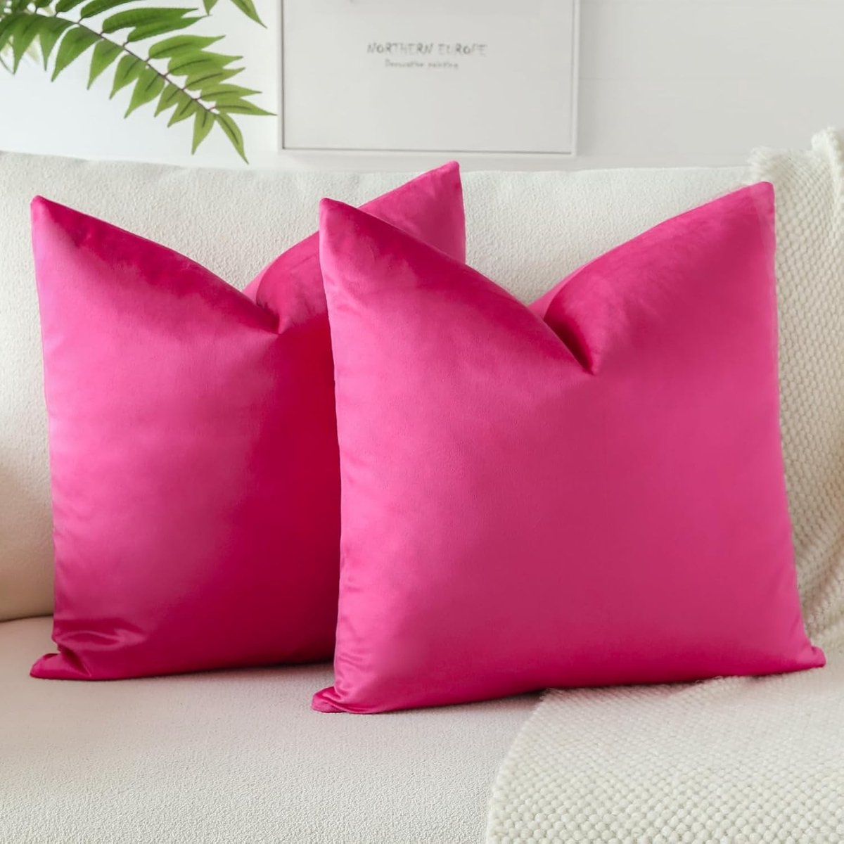 Set van 2 Zachte Velours Kussenhoezen 45x45cm - Decoratieve Kussens voor Woonkamer en Slaapkamer, Perfect voor Bank en Stoelen, Hot Pink